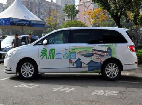 剑川户外车贴喷绘如何保持效果?