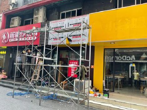 剑川制作广告招牌如何避免它发黄？